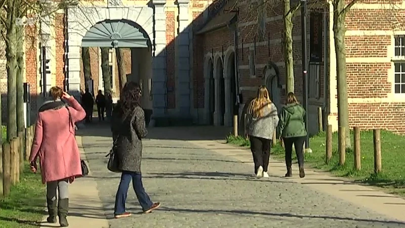 Politie Leuven sluit parkings aan Heverleebos en de Abdij van Park: "Maak geen onnodige verplaatsingen"