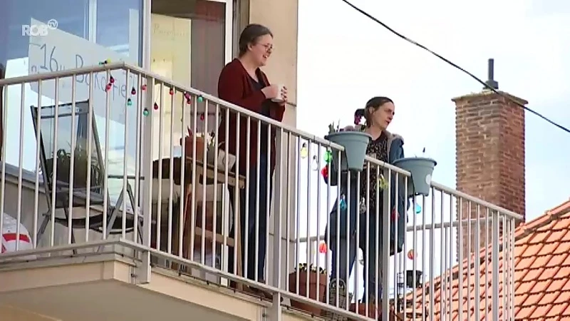 Guido Gezellelaan in Kessel-Lo doet aan balkoffie: koffie met de buren vanop je balkon