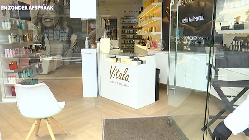 Kappers mogen weer open, bij Vitala in Heverlee zijn de voorbereidingen alvast begonnen