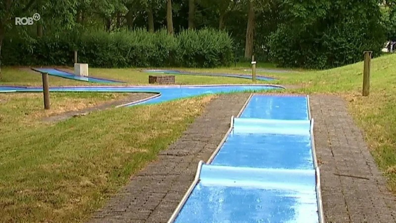 Minigolfterrein in het Vianderdomein gerenoveerd en speelklaar