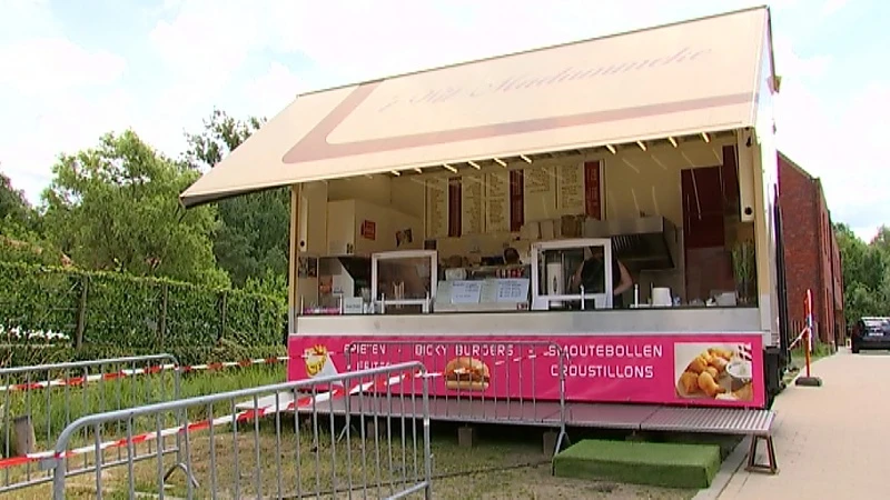 Bierbeek trakteert alle zorginstellingen in gemeente op smoutebollen