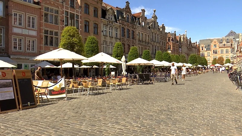 Leuvense horeca mag grotere terrassen nog tot najaar laten staan