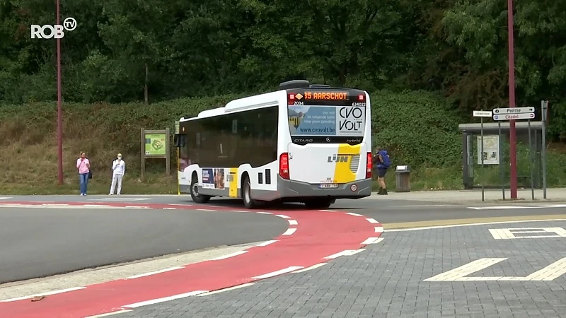 Twee nieuwe bushaltes langs Commissaris Neykenslaan in Diest, discussie over locatie