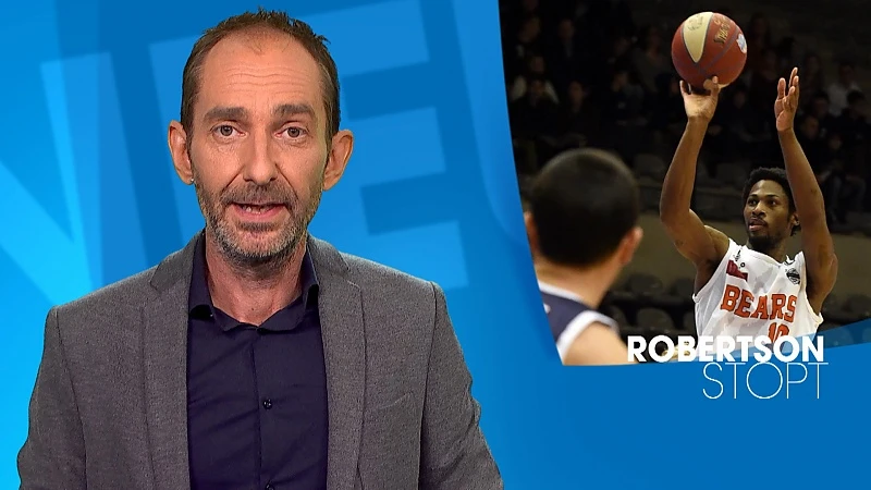 Speler van de Leuven Bears Hugh Robertson stopt met basketten