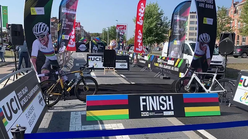 Wielerkampioenen onthullen finish WK 2021 in Leuven