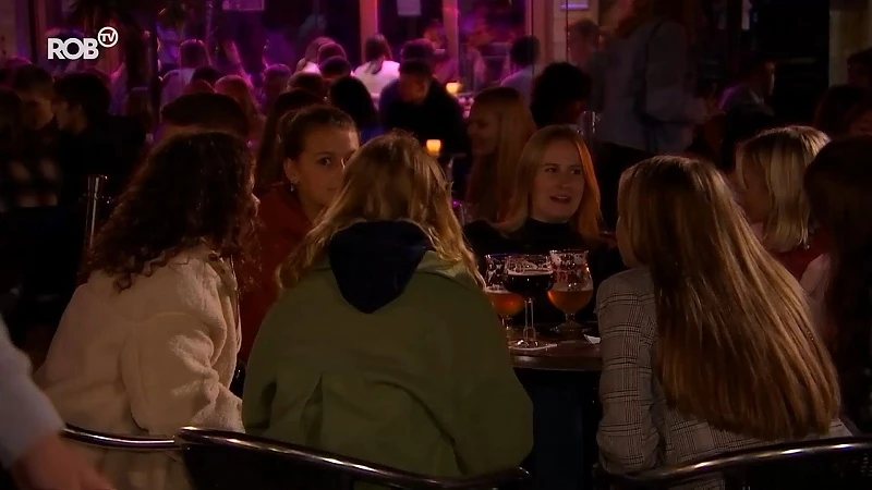 Vrienden maken op anderhalve meter en uitgaan zonder dansen: Is dit nu het studentenleven?