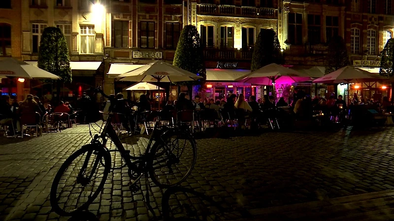 In tegenstelling tot vorige week rustige avond op Oude Markt in Leuven