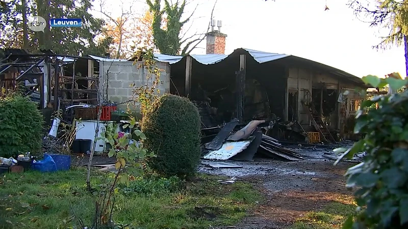 Chalet in Wilsele afgebrand, kortsluiting in elektrisch kacheltje waarschijnlijk de oorzaak