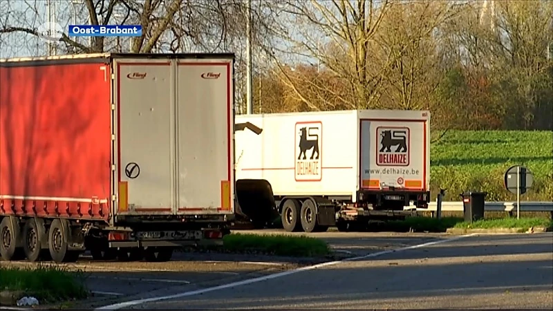 Camera's en omheiningen moeten transmigranten weghouden van snelwegparkings in onze regio