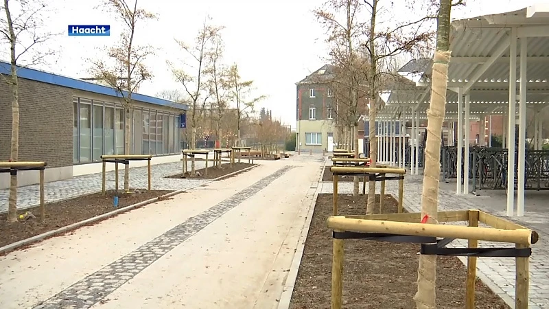 Nieuwe fietsenparking, wandelzone en kiss 'n ride: stationsomgeving Haacht is definitief klaar