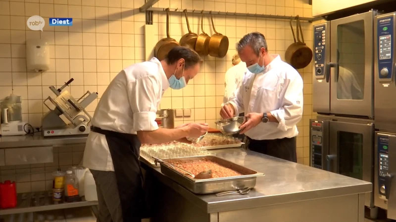 Take-away feestmaaltijden draait op volle toeren, maar: "Vroeger voor 16 personen, nu twee, drie soms zelfs één"