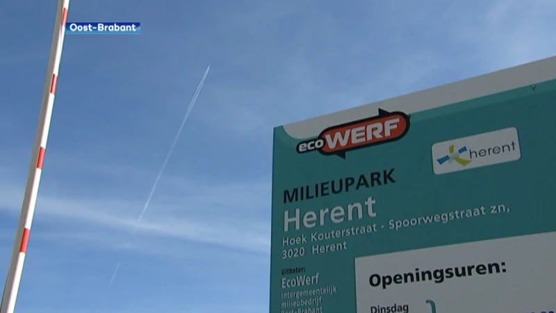 Het is opvallend druk in de recyclageparken in onze regio