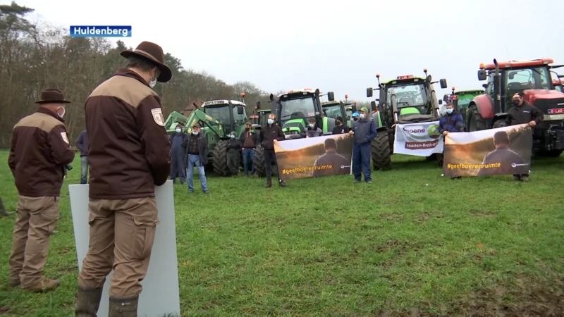 30 Landbouwers uiten ongenoegen over plannen om drie Brabantse bossen samen te voegen