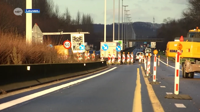 Drukke avondspits op E314, een uur aanschuiven door afbrokkelend asfalt