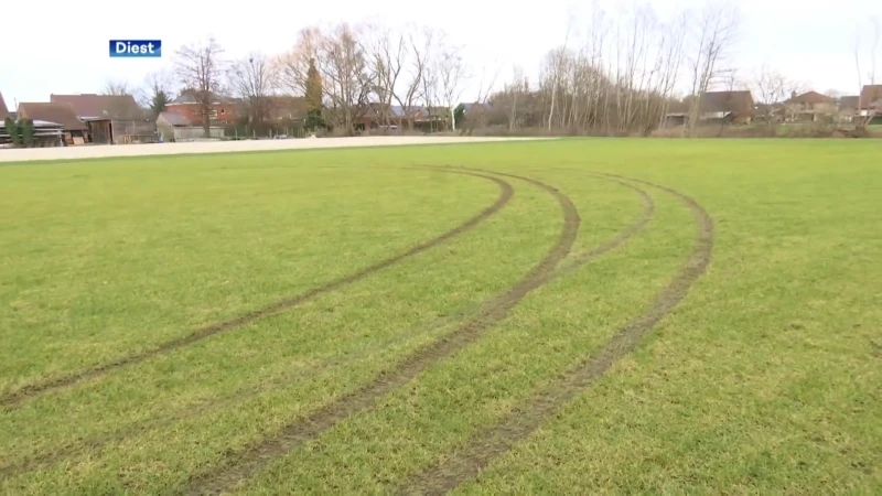 Vierde(!) grasveld kapot gereden, deze keer het pas aangelegde Oosterlindeveld in Schaffen