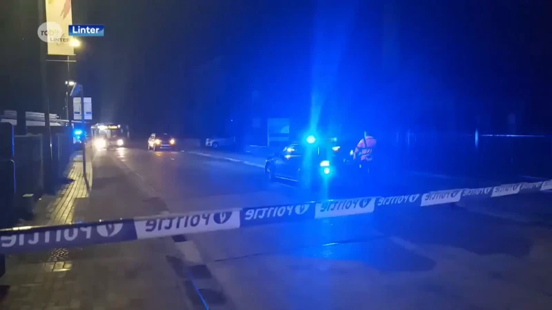 Jongen van 15 aangereden in Linter nadat hij van bus stapt
