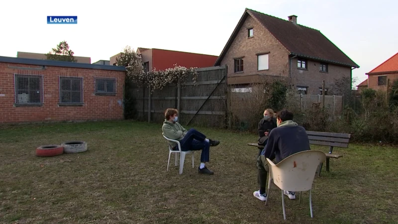 Eén buitenschoolse activiteit per kind onder 12 en in kleine bubbels, kinderen boven de 12 enkel buiten