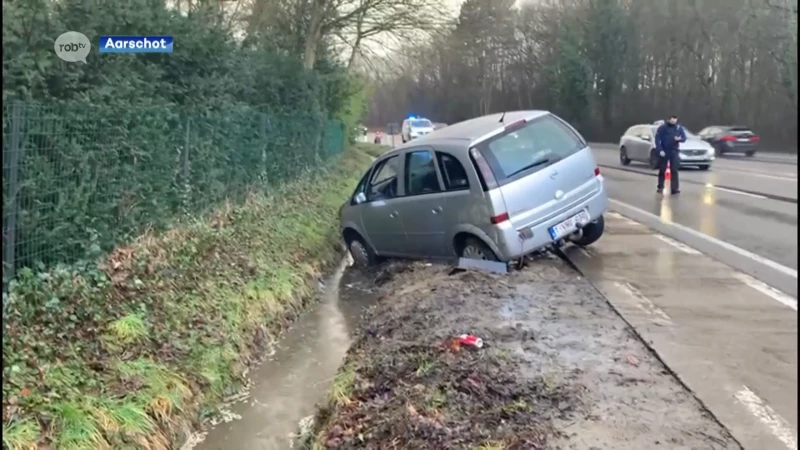 Auto slipt over oliespoor