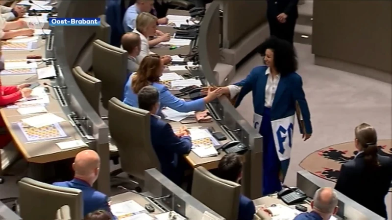 Lokale Open Vld'ers niet te spreken over geld voor campagne Sihame El Kaouakibi