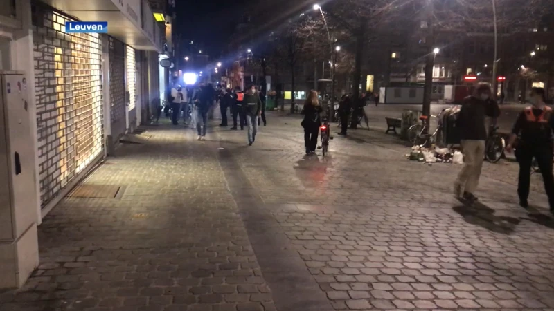 Ladeuzeplein voor tweede avond op rij ontruimd