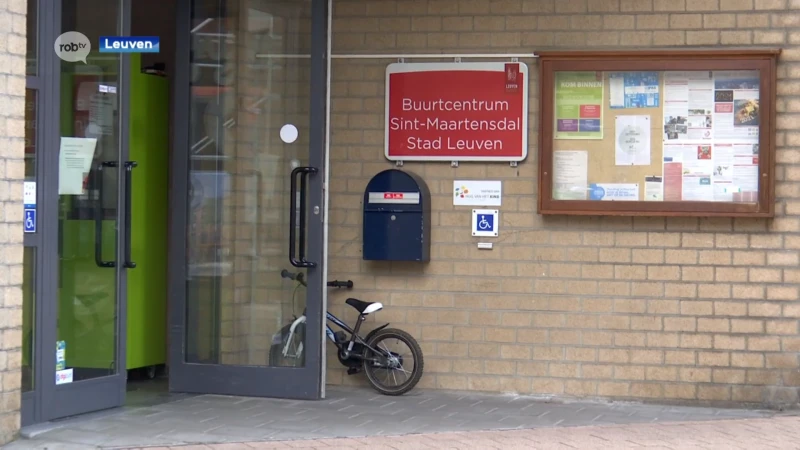Mobiele testteams UZ Leuven houden coronatesting bij Nepalese gemeenschap in Leuven