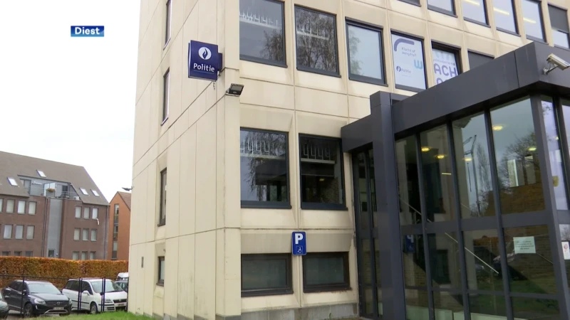 Vrouw spuwt twee agenten in het gezicht in Diest