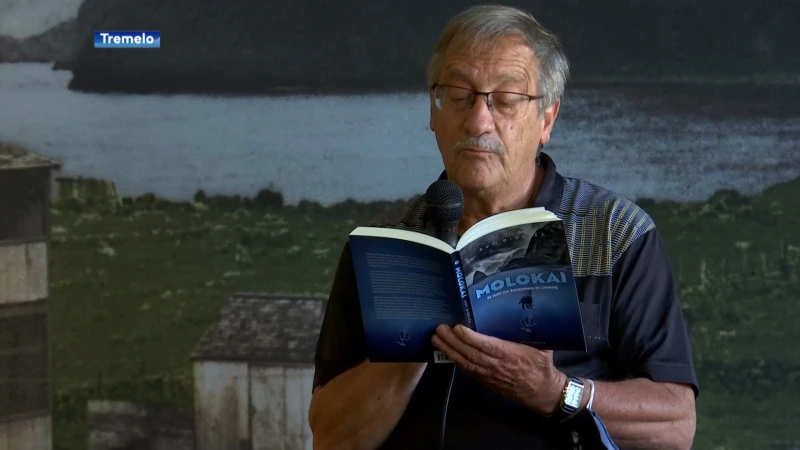 Guy Didelez schrijft roman geïnspireerd op Pater Damiaan: "De tocht van Beeldschoon en Lieveling"