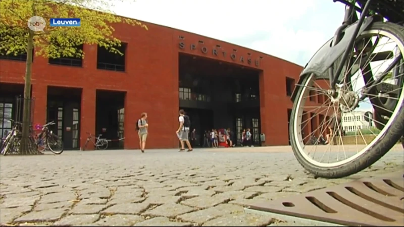 Twintiger uit Leuven veroordeeld voor voyeurisme in de Sportoase in Leuven