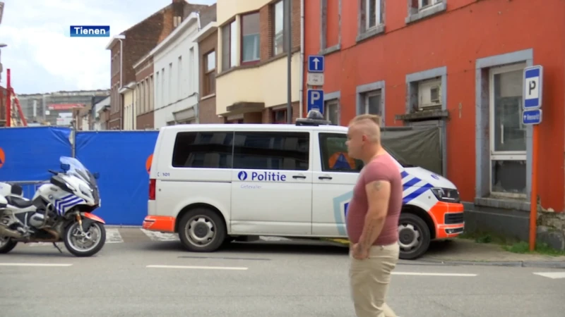 Parket van Leuven houdt reconstructie van mogelijke moordzaak 15 jaar geleden in Tienen, zoon van verdachte getuigt