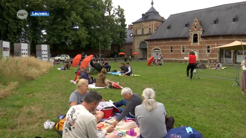 200 picknickers genieten van koffie en croissant in Adbij van Park: "Ideaal moment om buiten te komen"