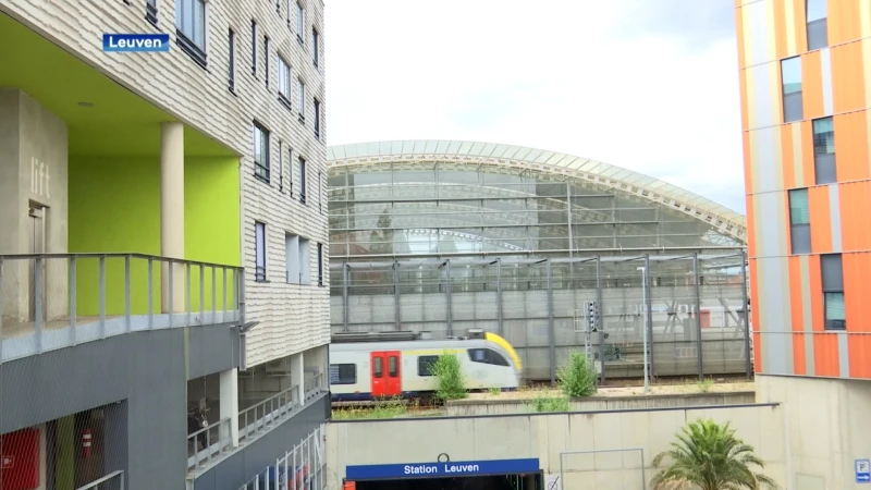 Treinbestuurder overvallen aan station Leuven, politie zoekt getuigen