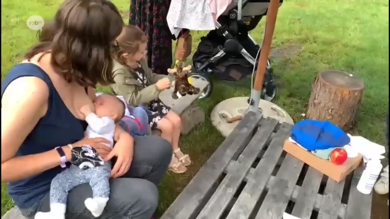 Tientallen mama's geven borstvoeding in het Leuvense stadspark: "Je wil dit doen zonder dat mensen raar kijken"