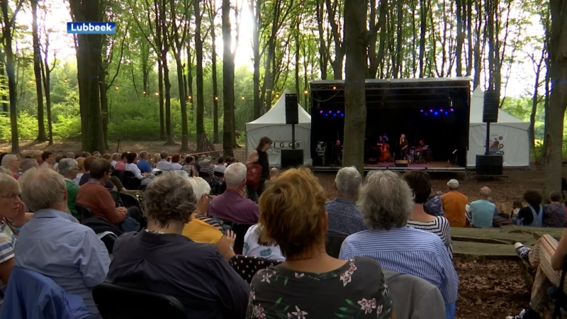 Jazzmuziek in een betoverende omgeving: zo beleven 1.500 muziekliefhebbers de tiende editie van Jazzwood