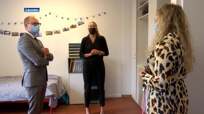 Minister van Onderwijs & Sport Ben Weyts bezoekt het internaat van het Redingenhof in Leuven