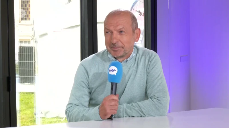 STUDIOGESPREK Hugo Mathues: "De wind zal geen invloed hebben op de renners, waaiervorming zit er niet in."