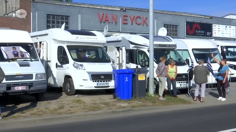Ijzerbedrijf Van Eyck maakt WK-dorp van parking: "Begonnen met één Fransman die geen plekje vond"