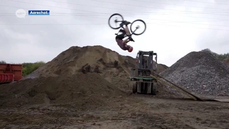 "The wildest gravel ride ever": Iciar van den Bergh uit Langdorp pakt uit met ongeziene stunts