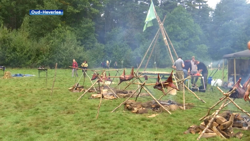 In, van en met de natuur: 600 mensen trekken op Bushcraft weekend aan De Kluis in Oud-Heverlee