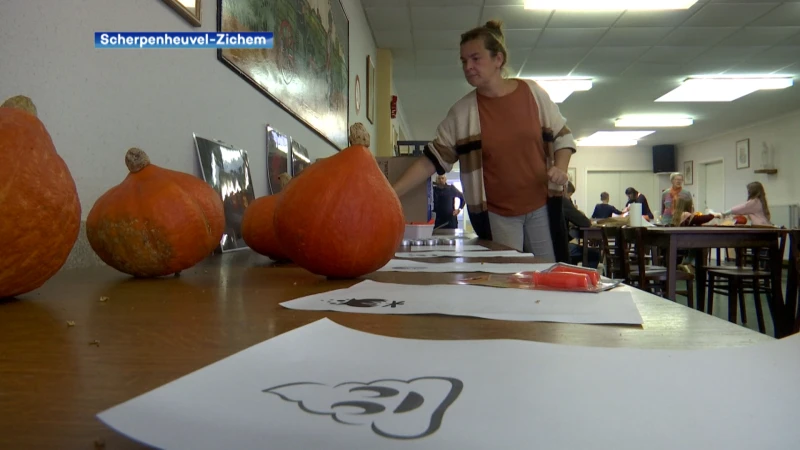 Van eenvoudig gezichtje tot ingewikkelde tekening: zo maak je de griezeligste pompoen voor Halloween