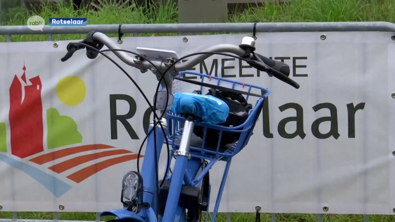 8 nieuwe Blue-bike deelfietsen aan het station van Wezemaal