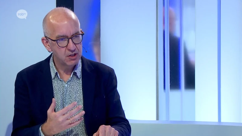 Geert Molenberghs: "Extra maatregelen zijn niet te vermijden: massaal samenkomen kan echt niet meer"