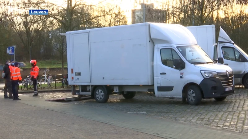 Leuvense politie controleert bestelwagens