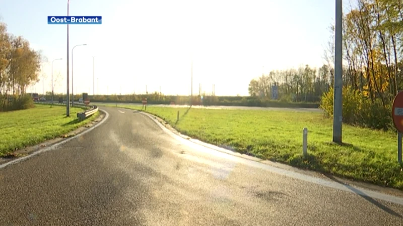 Theo Francken "Maak in vrachtwagens klimmen op snelwegparkings strafbaar"