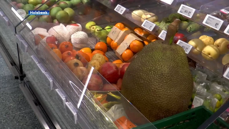 Exotische vrucht van 13 kilogram te koop in Holsbeek:  "Het is wel prachtig fruit of wat het ook mag wezen."