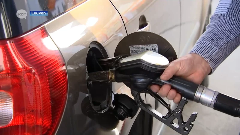 Stijging dieselprijzen zorgt opnieuw voor drukte aan verschillende tankstations
