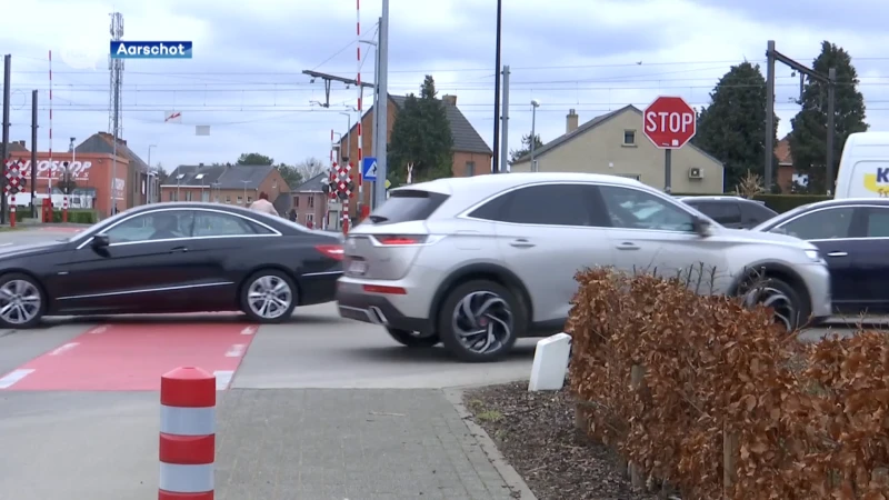 Aarschot gaat drukke en gevaarlijke parking aan de Albert Heijn aanpakken