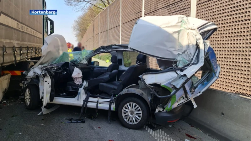 Vijftiger vanmiddag overleden bij verkeersongeval op de E40