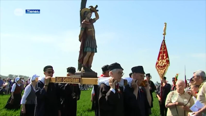 Paardenprocessie in Hakendover wordt dit jaar geopend door... Pater Damiaan