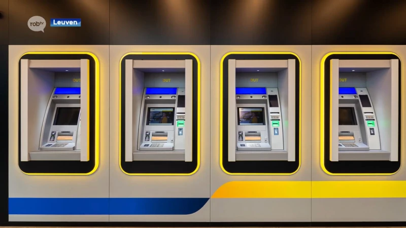 De bankautomaten in de tunnel onder het station van Leuven verdwijnen niet: "Vervangen ze door cashpunten met meer functies"