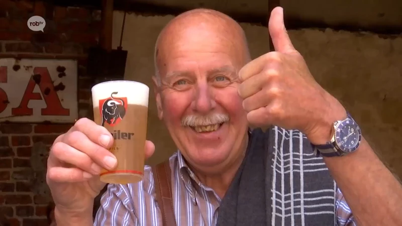 Bezoekers trekken na de paardenprocessie naar de gelegenheidscafés: "Speciaal verlof genomen"